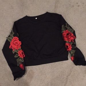 long sleeve cropped sweatshirt